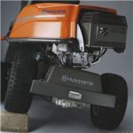 Trattorino Rider Husqvarna R 214T - Piatto di Taglio 103 cm Incluso - immagine 7